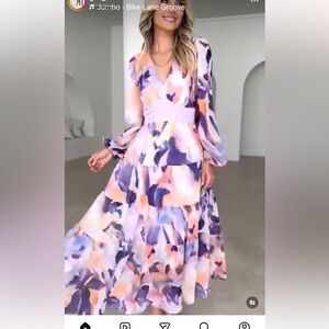 Elegant Lavender Floral Tiered Maxi Dress with Long Sleeves